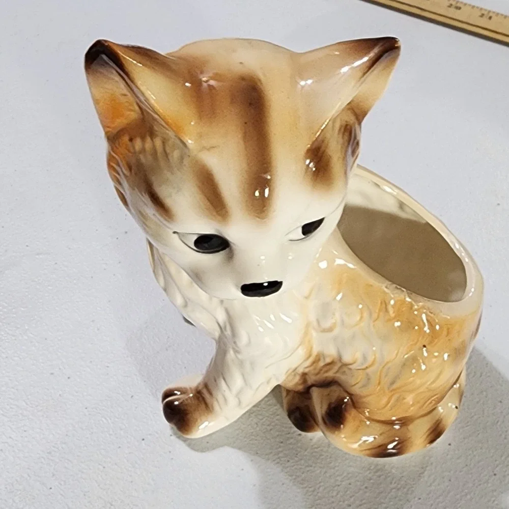 Vintage Ceramic Cat Planter Made in Japan Brown White Kitten Figurine Succulent